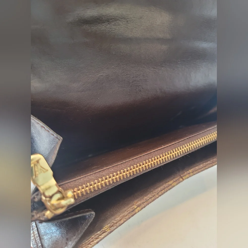 LOUIS VUITTON Monogram Leather Long Wallet